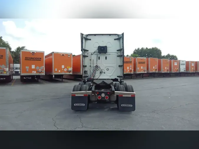 2023 Freightliner Cascadia 1264c0eb77b97b7b5a101fc0a33217ddc8b