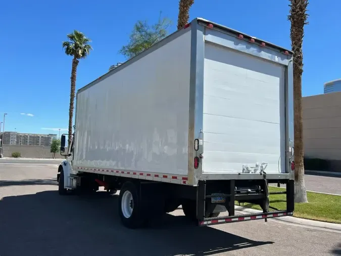 2016 FREIGHTLINER/MERCEDES M2 106