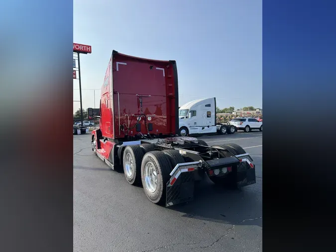 2025 Kenworth T680