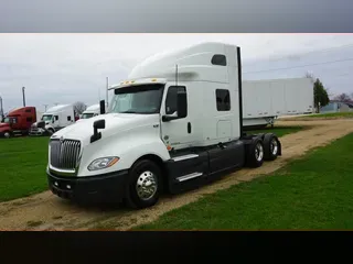 2020 INTERNATIONAL LT
