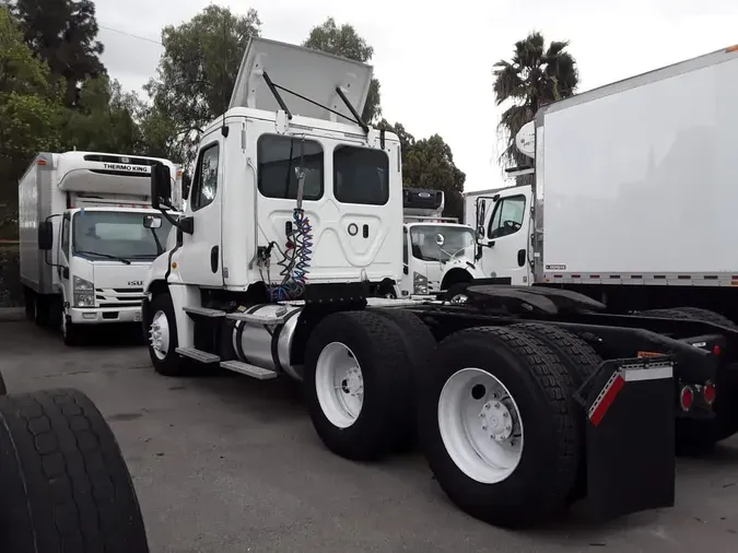 2018 FREIGHTLINER/MERCEDES CASCADIA 125