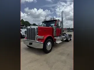 2027 PETERBILT 589