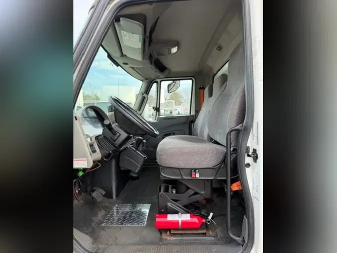 2019 NAVISTAR INTERNATIONAL 4300