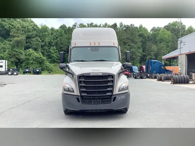 2021 Freightliner Cascadia