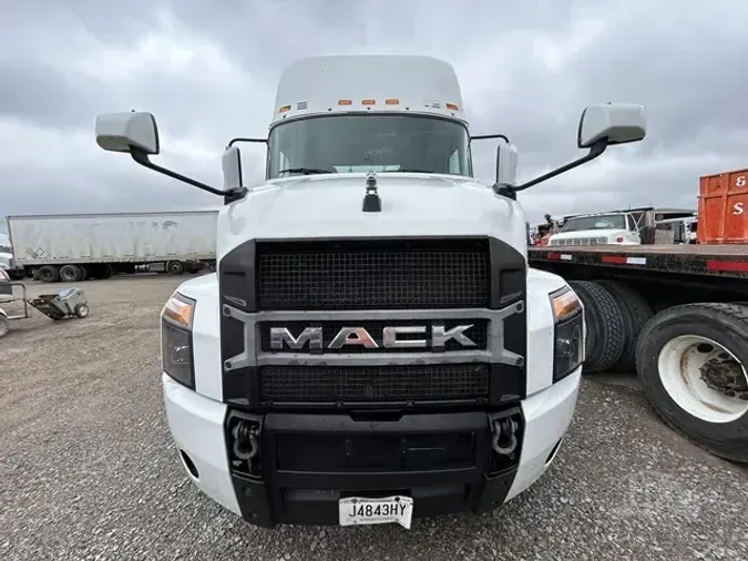 2019 MACK ANTHEM 64T