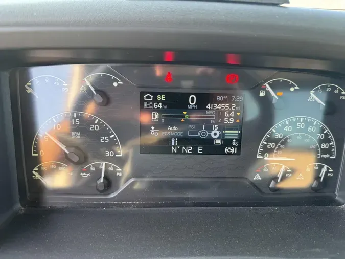 2019 Volvo VNL64T2004c2c1584866c6c200f03e81d36d60c07