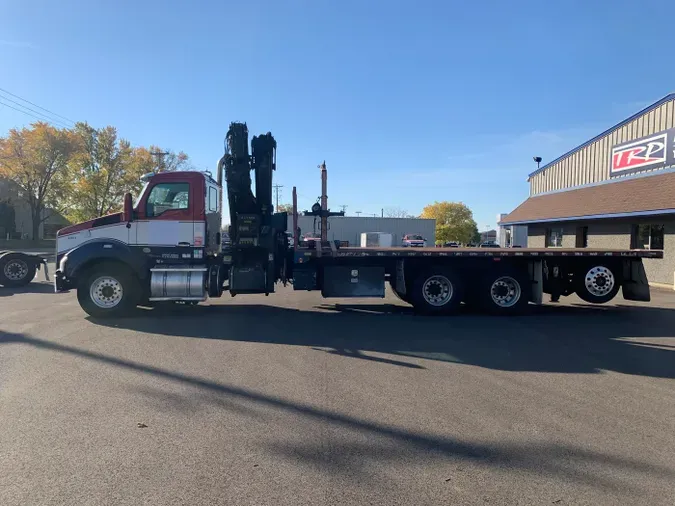 2015 Kenworth T880