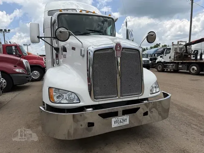 2013 KENWORTH T660