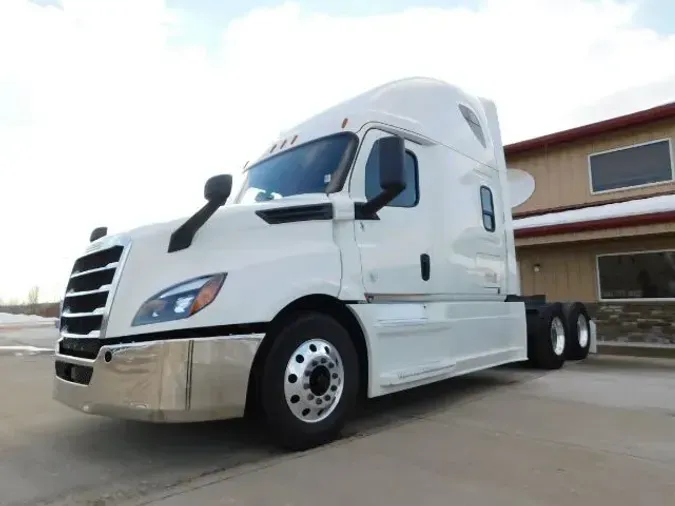 2020 Freightliner Cascadia