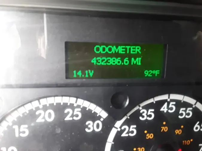2019 FREIGHTLINER M2 106