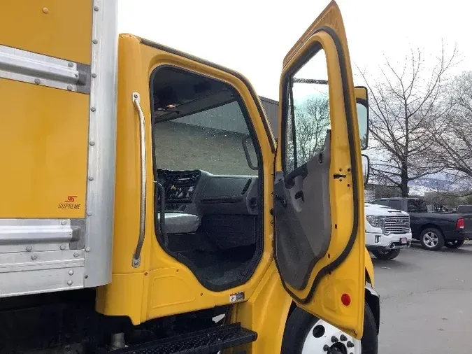 2020 Freightliner M2