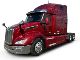 2023 Peterbilt 579