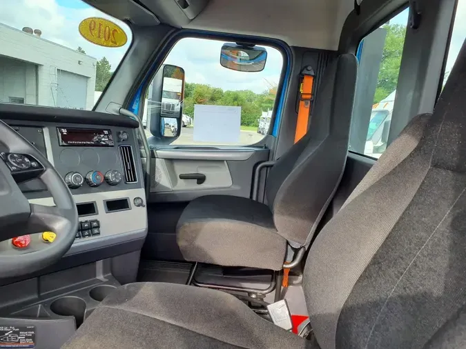 2019 FREIGHTLINER NEW CASCADIA PX12664