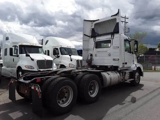 2018 VOLVO VNL64TRACTOR