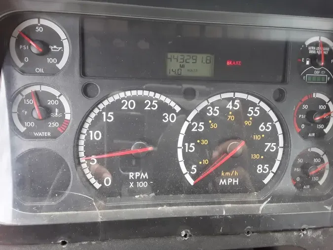 2015 FREIGHTLINER CASCADIA 125