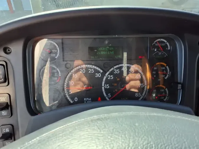 2019 FREIGHTLINER/MERCEDES M2 106