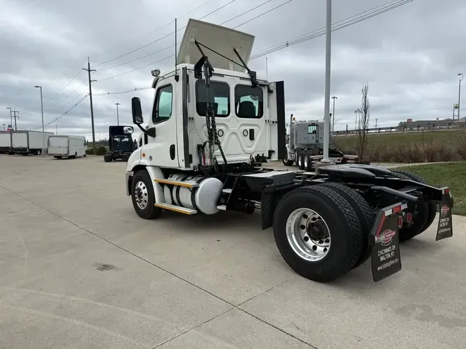2017 Freightliner Cascadia®4c44b88c5158e07c0e6fa93b3a6be690