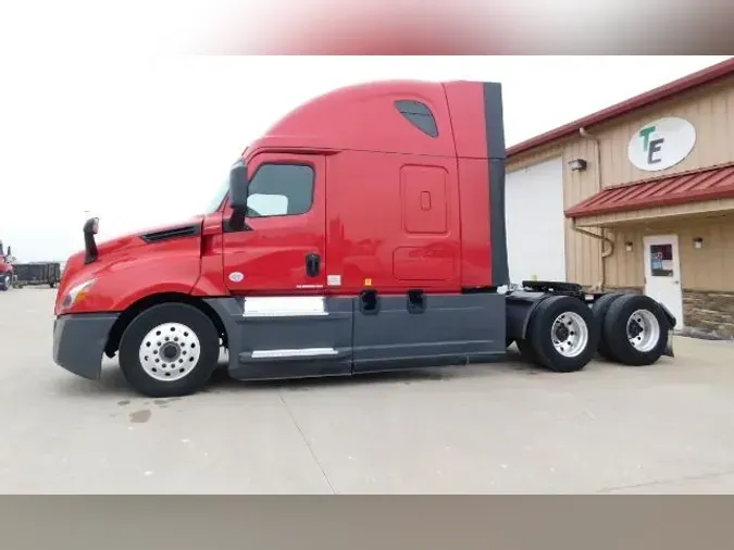 2020 Freightliner Cascadia