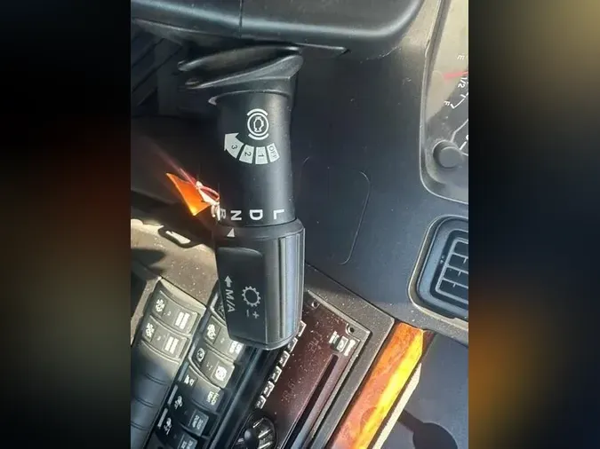2018 International LT625
