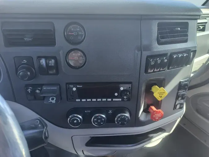 2019 Peterbilt 579