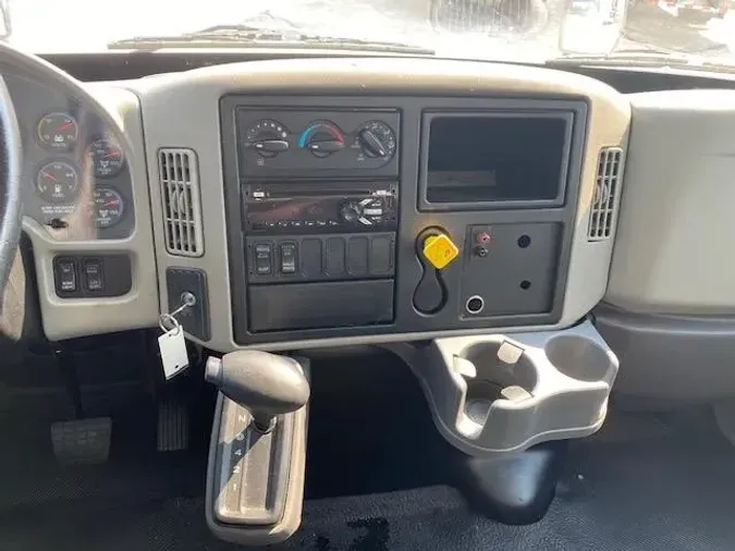 2019 International 4300