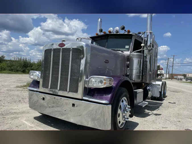 2019 Peterbilt 389