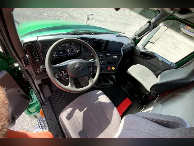 2020 INT LT625 6x4