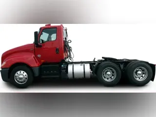 2023 International LT625