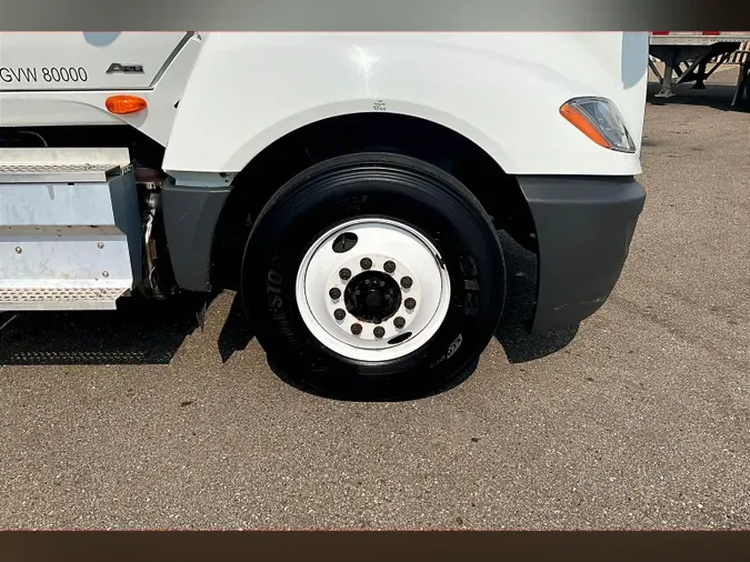 2019 INT LT625 6x4