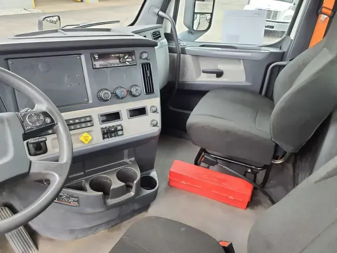 2019 FREIGHTLINER NEW CASCADIA 116