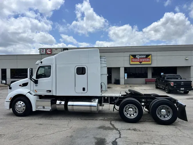2022 Peterbilt 5794c59de0f5a237b138ec031ca6e5f1cae