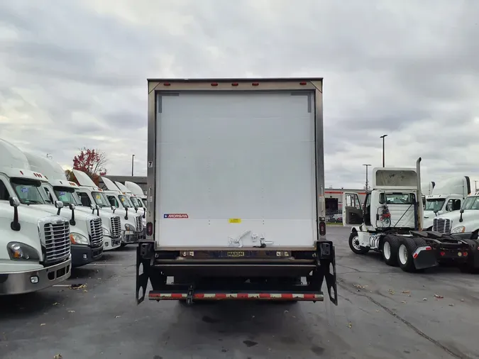 2018 FREIGHTLINER/MERCEDES M2 106