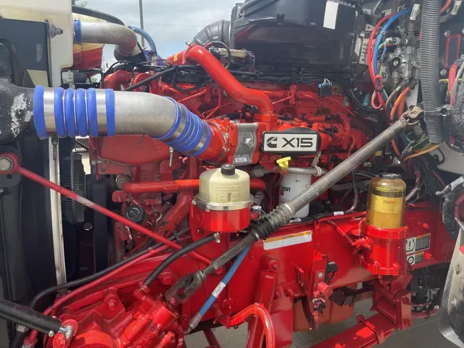 2022 Peterbilt 567