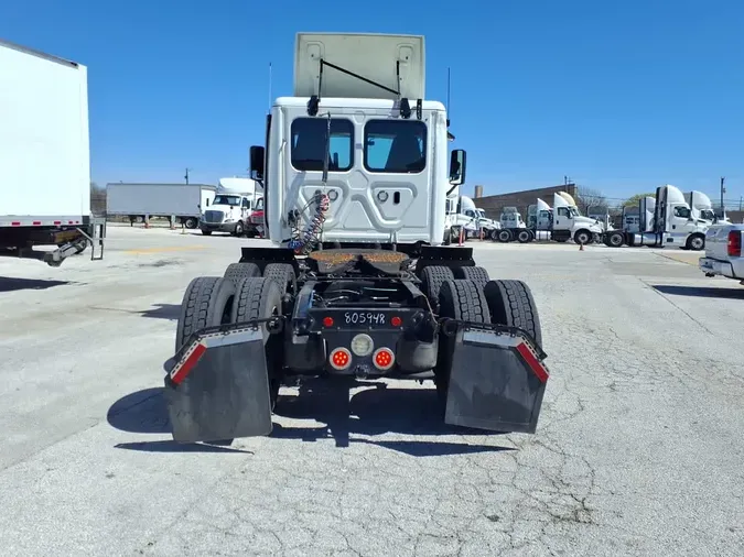 2019 FREIGHTLINER/MERCEDES CASCADIA 1254c6416c2f072ca2b97648add3c728bf8