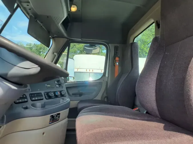 2016 FREIGHTLINER CASCADIA 125