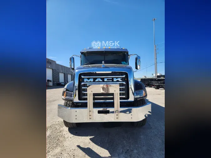 2026 MACK GR84B