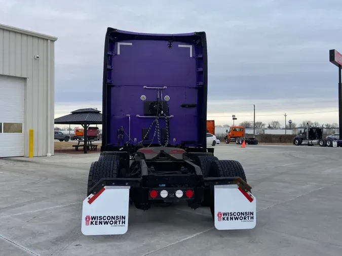 2020 Kenworth T680