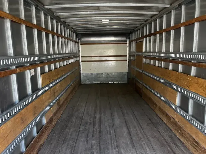 2018 FREIGHTLINER/MERCEDES M2 106