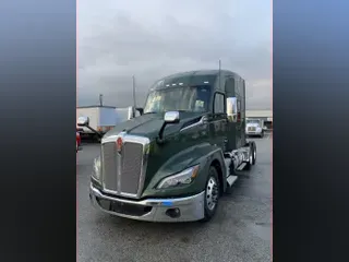 2025 Kenworth T680