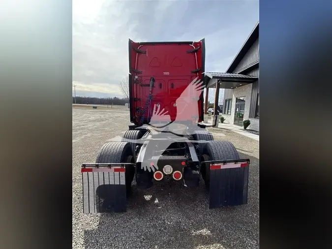 2019 FREIGHTLINER CASCADIA 126