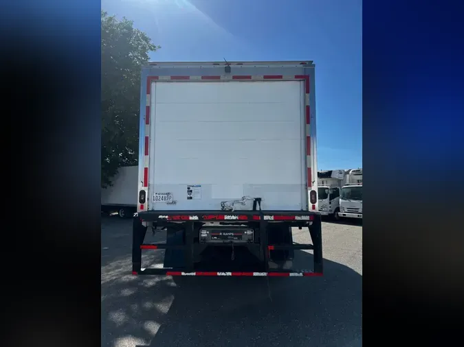 2019 FREIGHTLINER M2 106