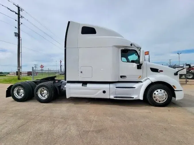 2022 Peterbilt 579