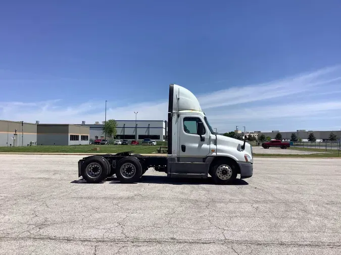 2019 Freightliner Cascadia 1254c81da914a363a452899e3ba9ed782fa