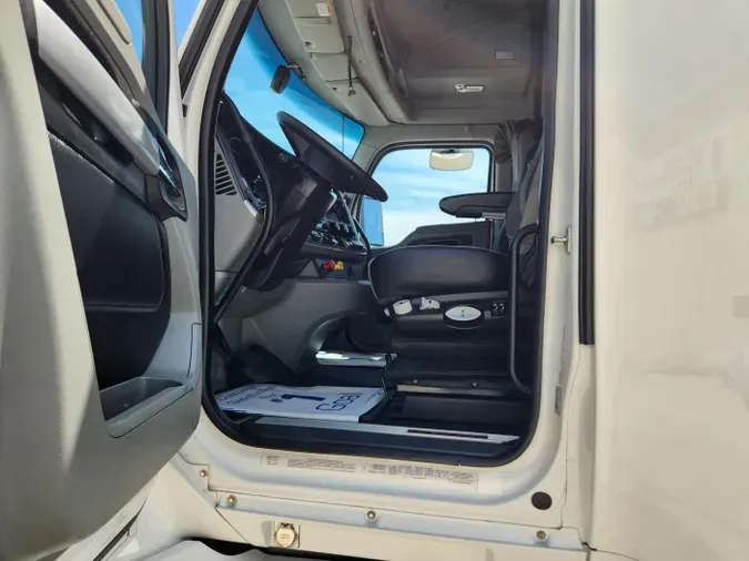 2022 Kenworth T680