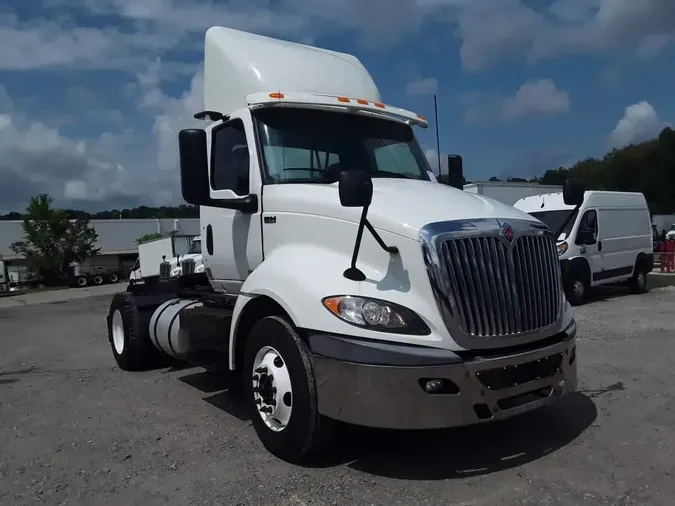 2019 NAVISTAR INTERNATIONAL LT625 DAYCAB S/A4c89a8327f981993009d1dc66b20e97d
