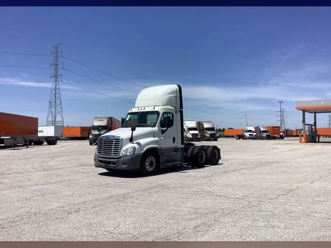 2019 Freightliner Cascadia 1254c8b1ca0024f780b6f30c8f6a5cb8b8a