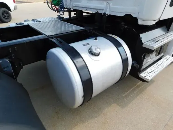 2019 Freightliner Cascadia Day Cab