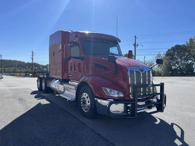2022 Peterbilt 579