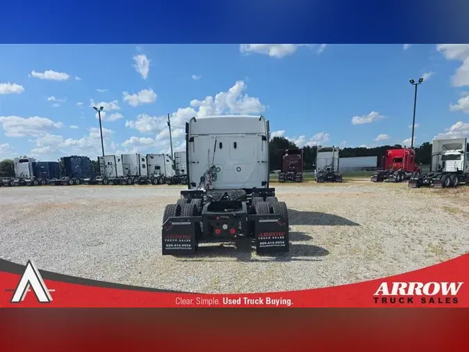 2019 FREIGHTLINER CA126