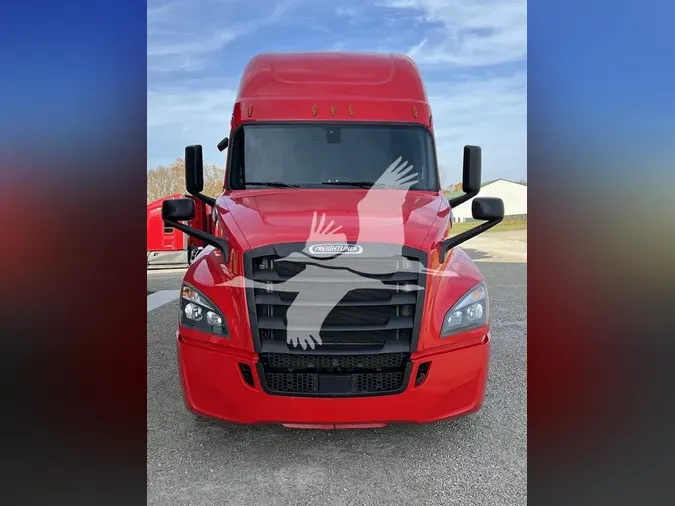 2020 FREIGHTLINER CASCADIA 126